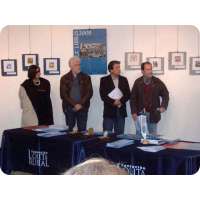 La Sra. Marta Russoy el Dr. Gustavo Guadalupe de la Fundaci&oacute;n junto a los miembros del Jurado Arq.Andr&eacute;s Rubilar y Prof. &Oacute;scar Ferrando